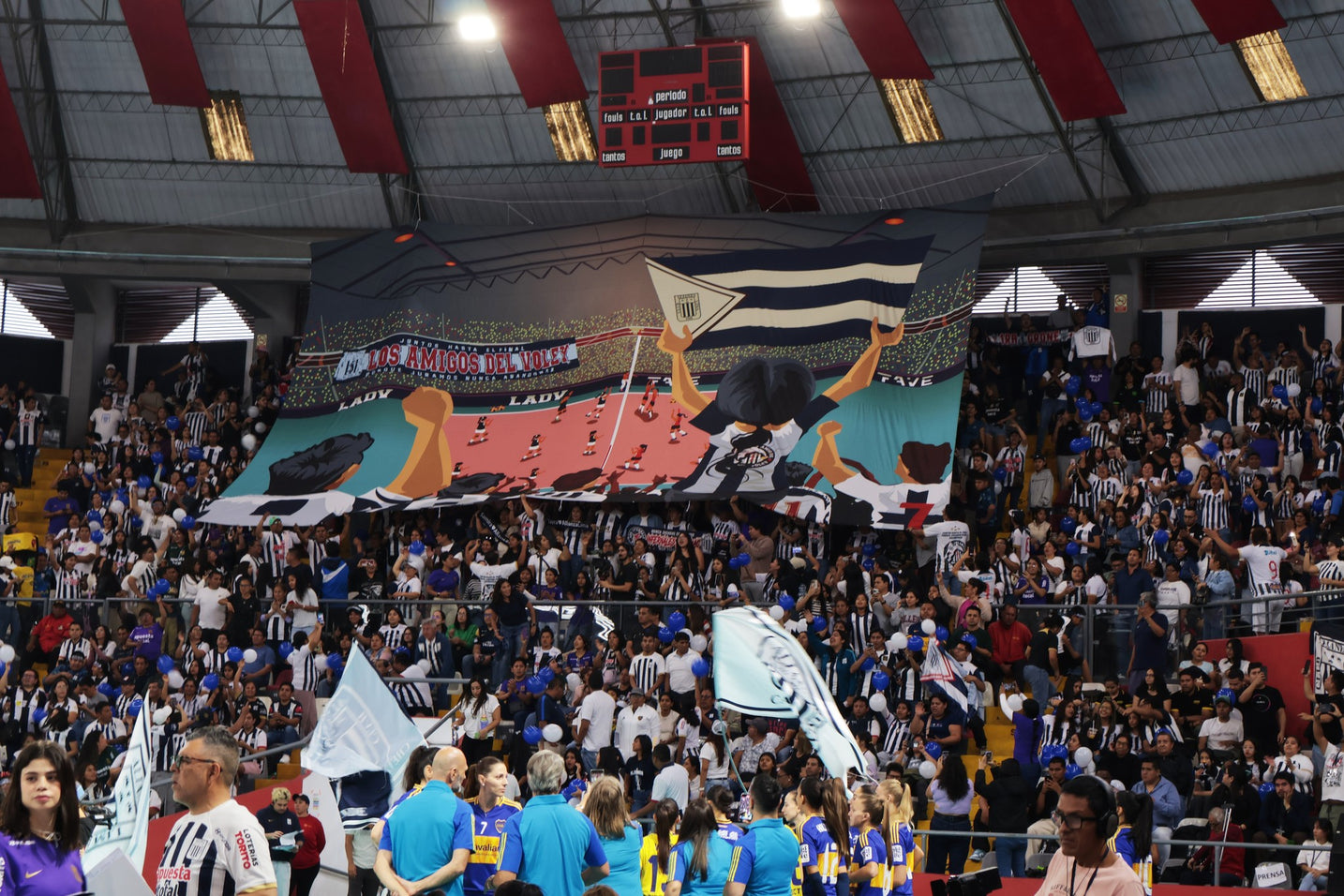 Refuerzo de Alianza Lima ya luce la indumentaria blanquiazul