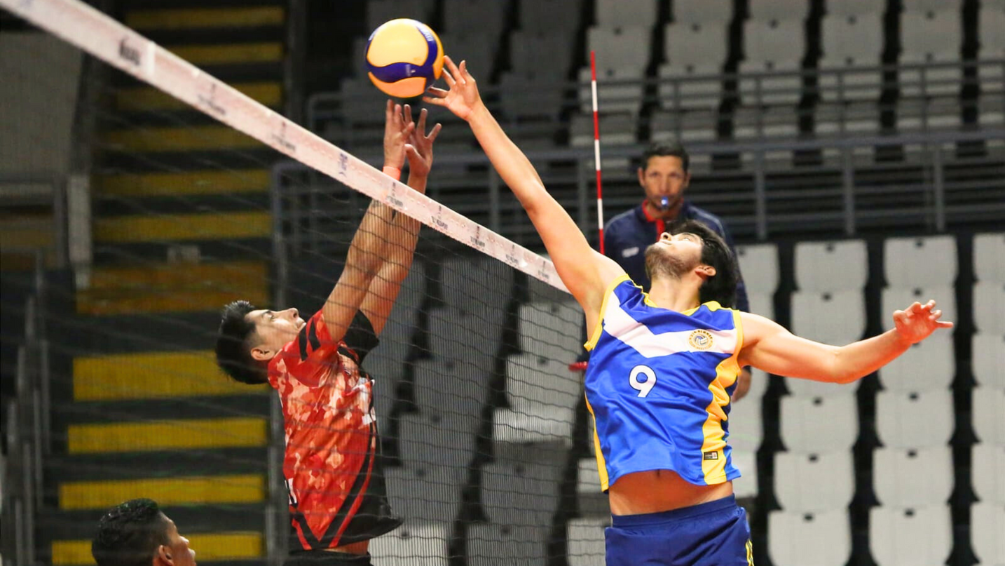 Von Newman remonta y debuta con triunfo en la Liga Masculina