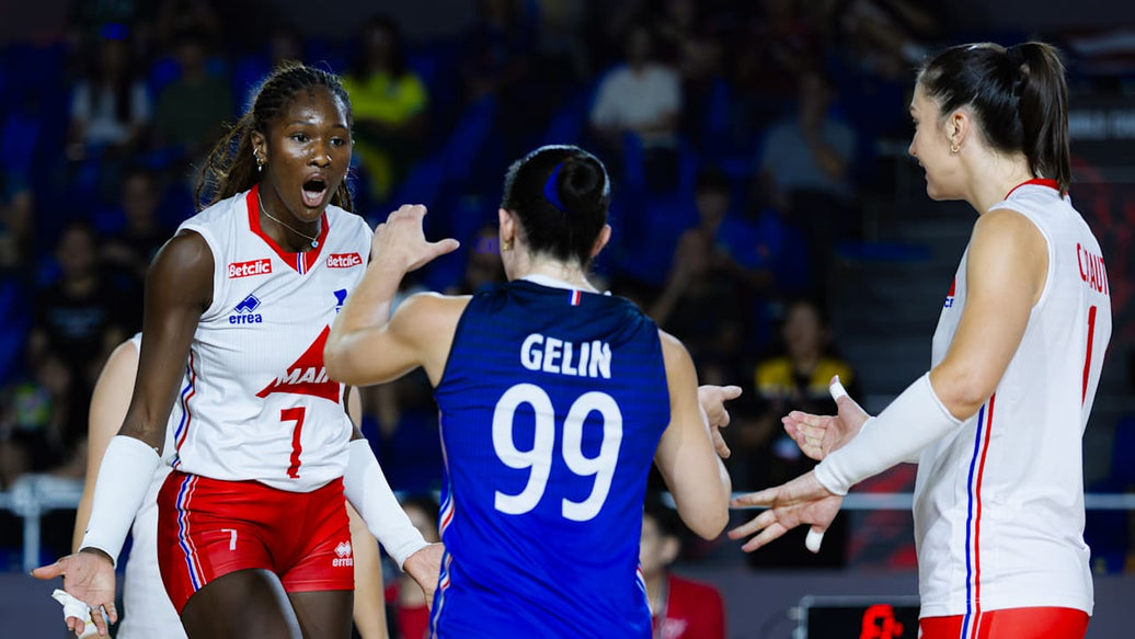 Cinco ases de Ndiaye ayudan a Francia a comenzar con victoria