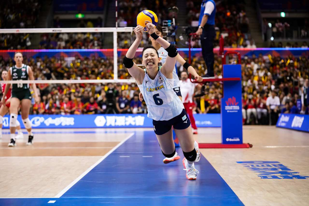 Japón mantiene una semana perfecta con gran victoria sobre Polonia