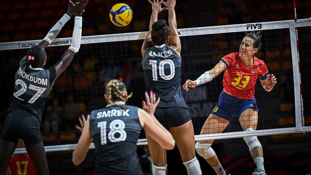 Canadá supera a España en un emocionante partido a cinco sets