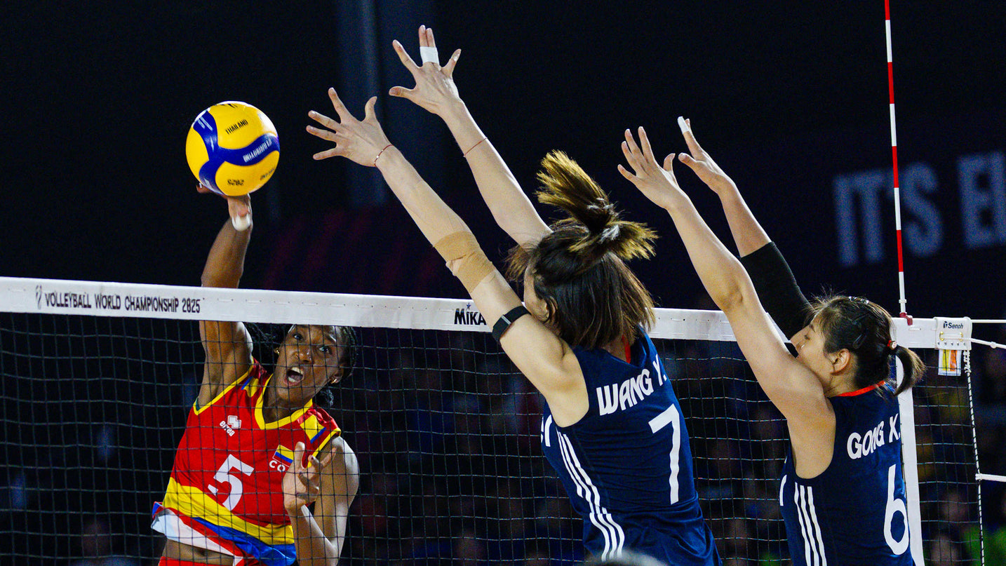 China cumple con su tarea ante Colombia y avanza