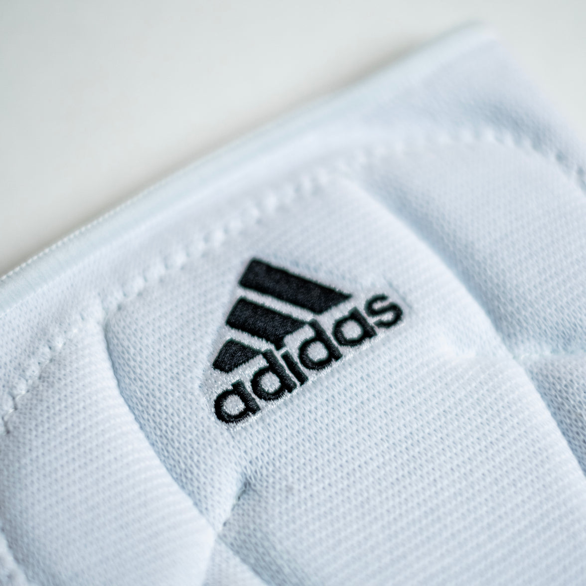 Rodillera de vóley unisex adidas Sleek